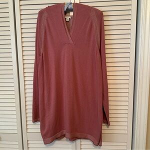 J Jill rose V neck tunic with hood. Size L